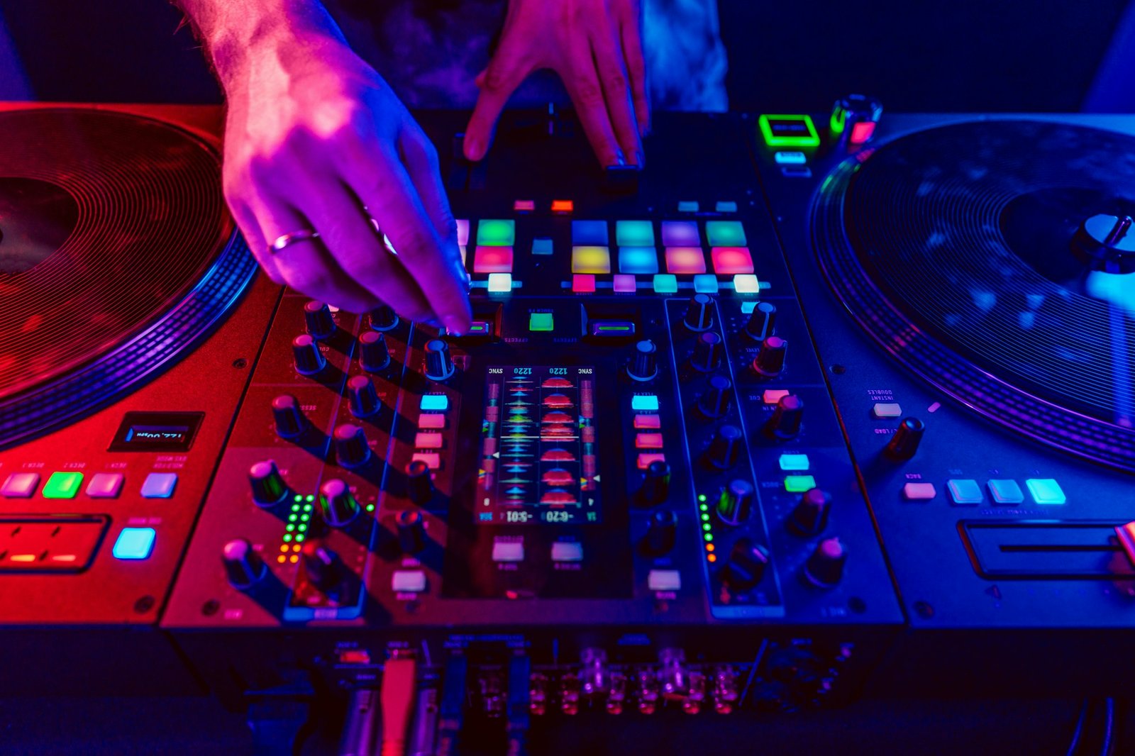 The Best Indian DJ in Dubai: Elevate Your Events with Top Bollywood DJ Beats